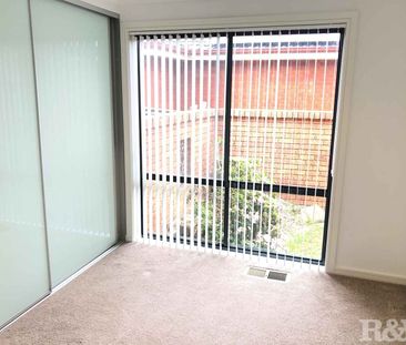 9 Justine Avenue Baulkham Hills - Photo 4