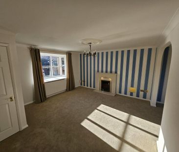 3 bedroom detached house to rent - Photo 4