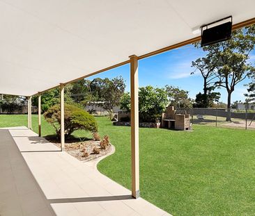 COMMING SOON - Charming Family Home in Peaceful Lugarno - Photo 6