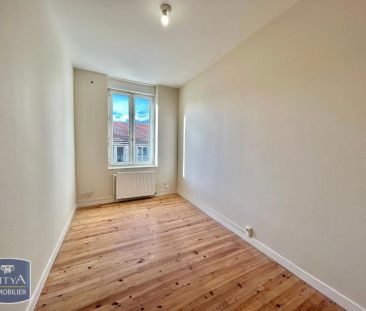 Appartement à louer 4 pièces 65.88m² - Photo 3