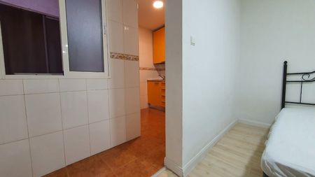 Loft de alquiler en Calle de la Serreta, Casco Antiguo - Photo 3