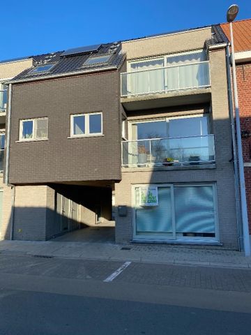 Gelijkvloers appartement met 1 slaapkamer en ruime garage te Staden - Foto 3