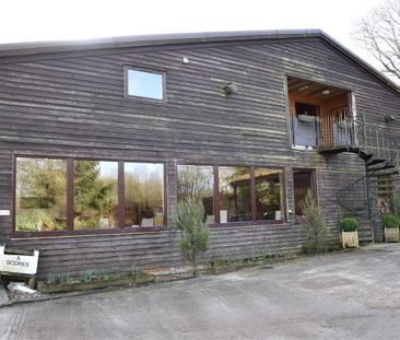 Spacious first floor flat in a rural location, offered part or unfu... - Photo 3
