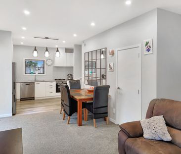 Epuni Living - Photo 3