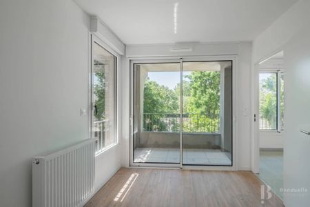 Rental Apartment Bordeaux Saint-Jean - Photo 3