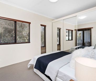 12/2 Pisconeri Street, Perth Wa 6000 - Photo 4