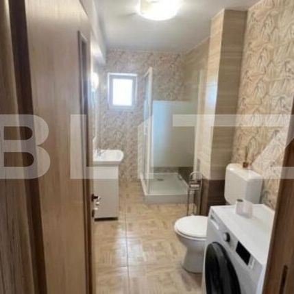 Apartament o camera, 42mp, parcare, zona Porii - Photo 4