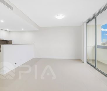 TWO BED ROOM APARTMENT. GREAT LOCATION FOR LEASE NOW!! - Photo 2