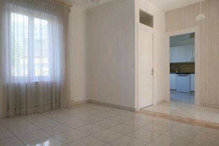 Location Maison 7 pièces 157m² ST BRIEUC 22000 - Photo 2