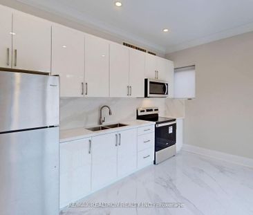 For Lease - 2545 Glengarry Road, Mississauga, Ontario - Photo 1