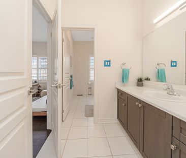 For Lease - 564 Mactier Drive, Vaughan, Ontario - Photo 5