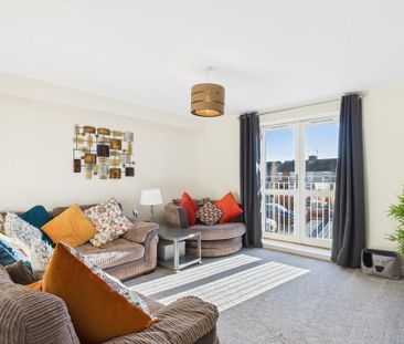 3 bedroom end of terrace house to rent - Photo 1