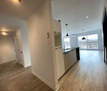 Logement 5 1/2 - wifi inclus - Novembre 2025 - Photo 3