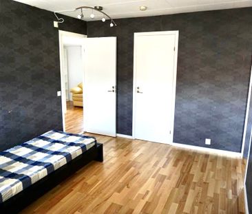 Vallatorpsvägen, Täby - Photo 1