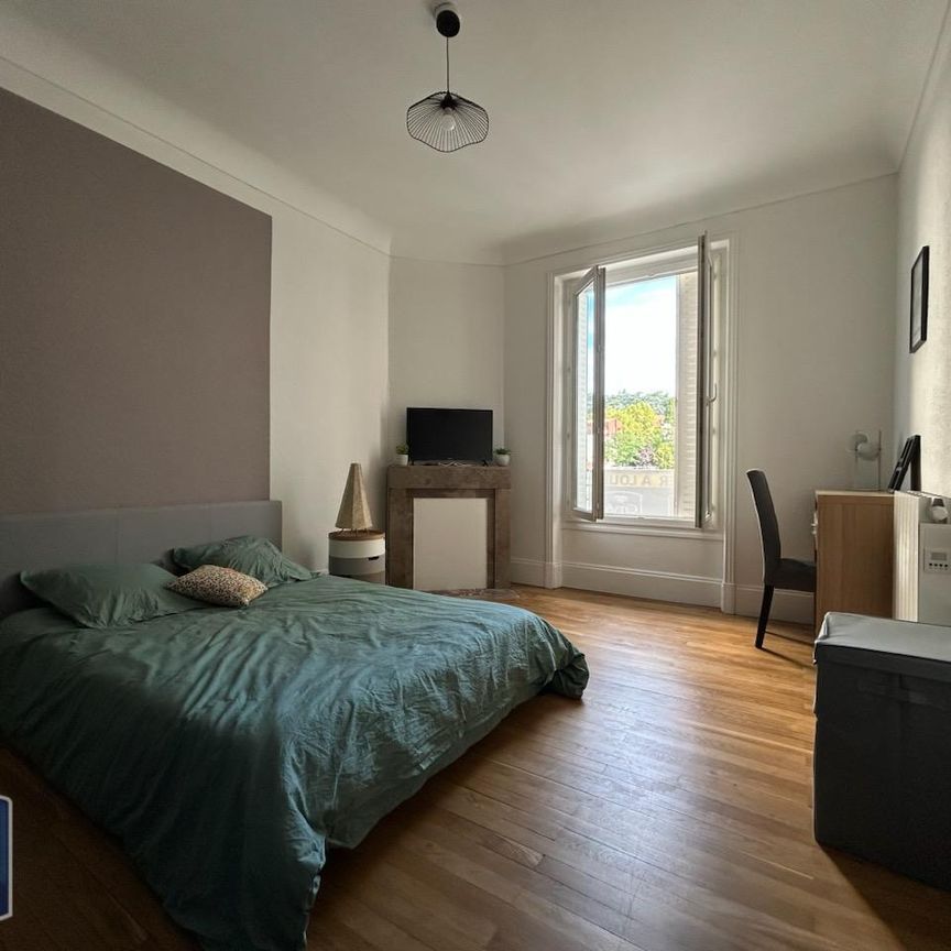 Location Appartement 5 pièces 96m² ST ETIENNE 42000 - Photo 1