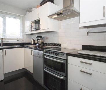 3 Bed End Terrace, Ann Moss Way, SE16 - Photo 6