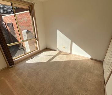 2/5 Market Street, Dandenong VIC 3175 - Apartment For Rent | Domain - Photo 3