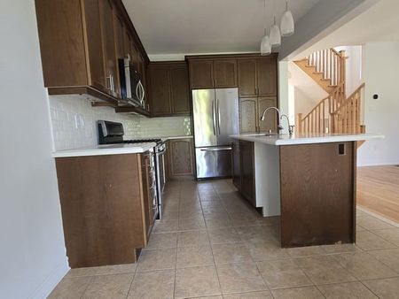 Three bedroom detached home for rent in Angus Ont. - Photo 3