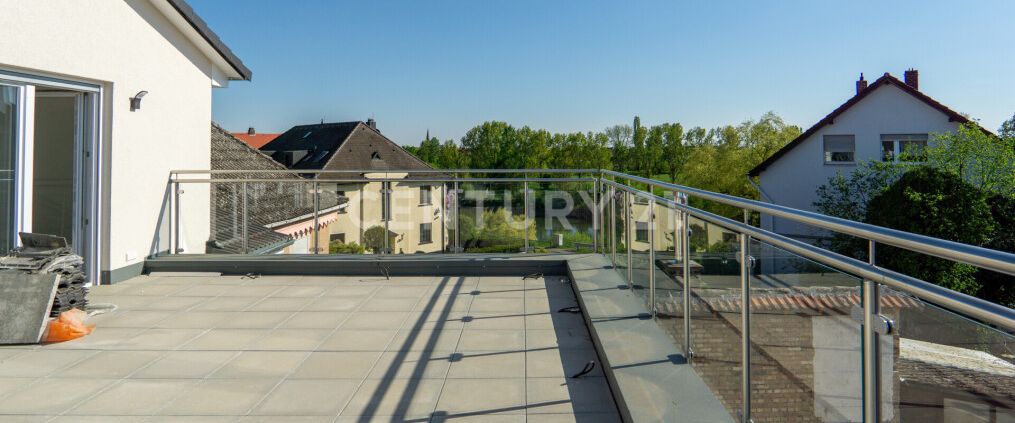 Traumhafte & Neuwertige Maisonette-Wohnung mit Neckarblick! - Photo 1