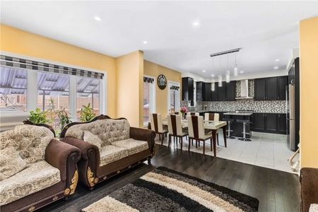 For Lease - 23 Action Drive Unit# Upper, Brampton, Ontario - Photo 4