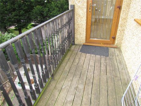 2 bedroom apartment to rent - Photo 4