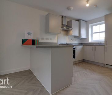 2 bedroom semi-detached house to rent - Photo 5