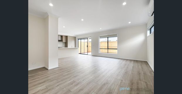 Exceptional Brand-New 4-Bedroom Home Perfectly Positioned in Growing Mambourin - Photo 1