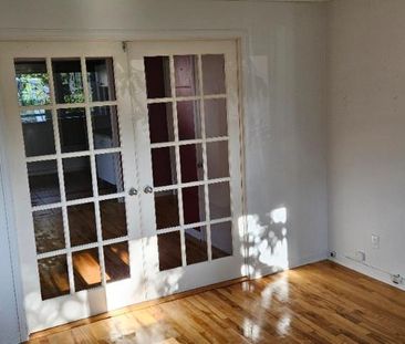 Grand 4 1/2 dans un un triplex à Longueuil. - Photo 2