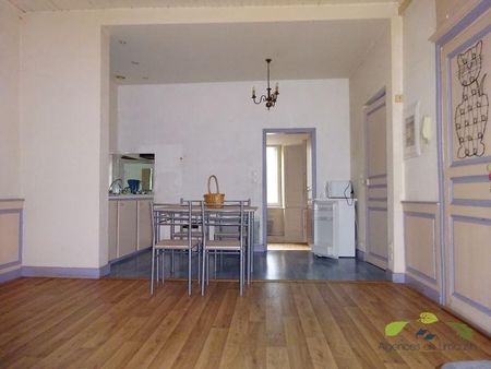 Location Appartement 2 pièces Meublé 49m² ST LEONARD DE NOBLAT 87400 - Photo 4