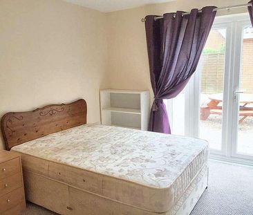 Roe Drive, Norwich, Norwich, NR5 - Photo 3