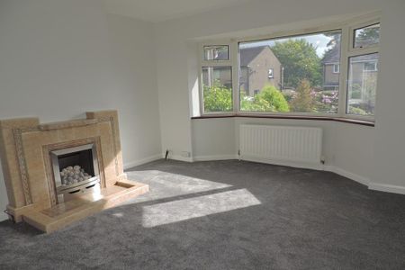 3 bedroom semi-detached house to rent - Photo 2