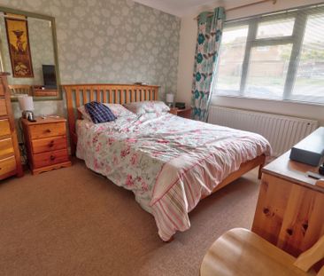 3 bedroom semi detached house to rent, - Photo 3