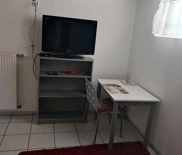 Möbliertes Zimmer für eine Person - Photo 1