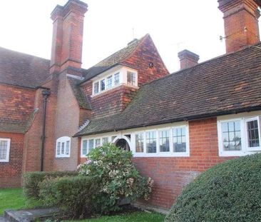 Hollybanks, Hp, Hemel Hempstead, HP3 - Photo 4