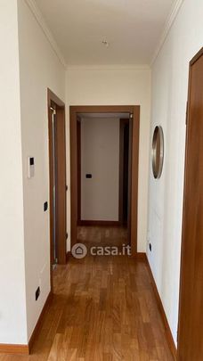 Trilocale in Affitto in Largo la Foppa a Milano - Foto 1