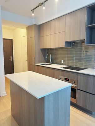 For Lease - 1 Yorkville Avenue Unit# 1703, Toronto, Ontario - Photo 1