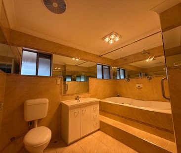 Well Presented Home - Photo 5