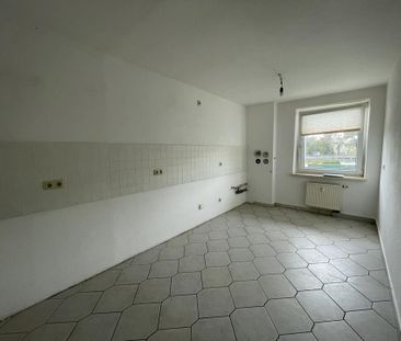 Großzügige Fünf-Raum-Wohnung mit Balkon und Loggia in Gotha! - Foto 5