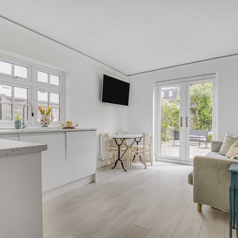 Verbena Gardens, W6 9TP, London - Photo 1