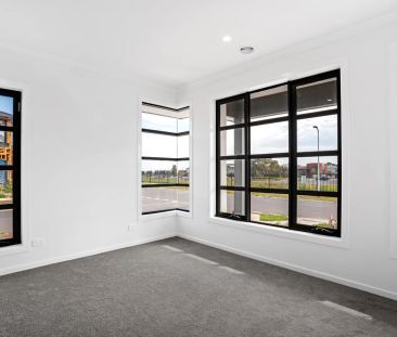 4 Bedroom Family home! - Photo 1