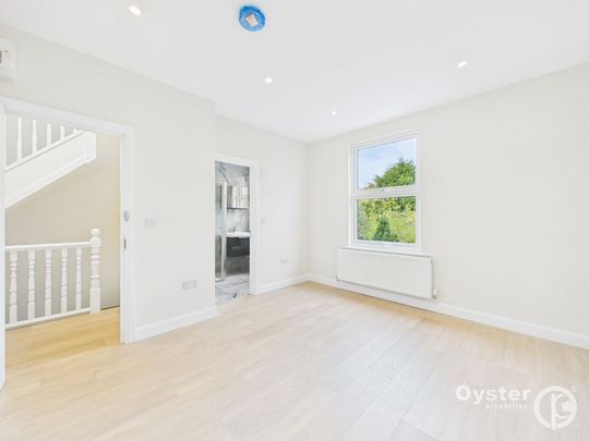 3 bedroom flat to rent - Photo 1