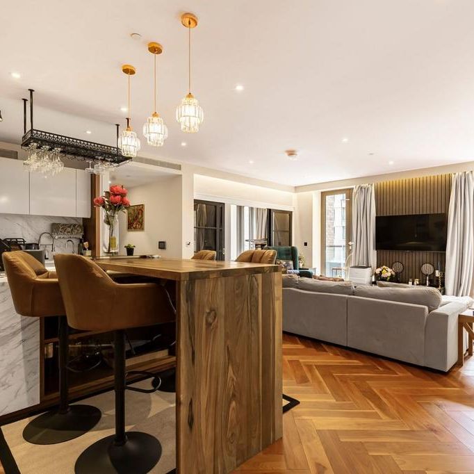 3 bedroom flat to rent - Photo 1
