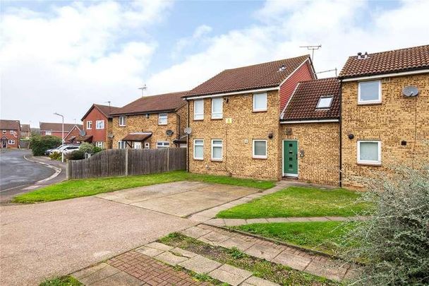 Whimbrel Close, Sittingbourne, Kent, ME10 - Photo 1