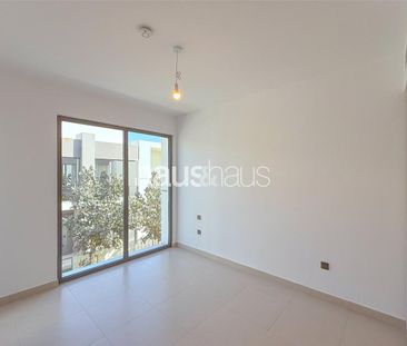 Kitchen Appliances | Landscaped | Available - Photo 3