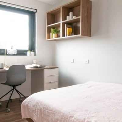 2 Bedroom Apartment - Photo 1