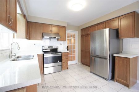 For Lease - 73 Briarcrest Drive, Markham, Ontario - Photo 3