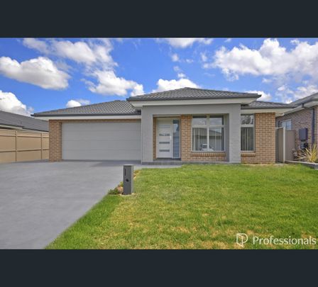 39 Camden Acres Drive, Elderslie, NSW 2570 - Photo 1