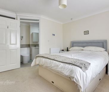 2 bed retirement property to rent in St Margarets Court, Arundel Ro... - Photo 3