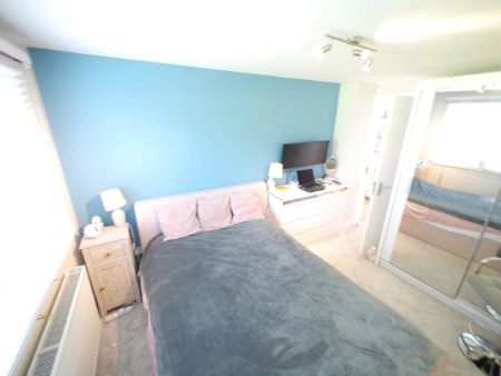 Nurseries Road, St Albans - Photo 4