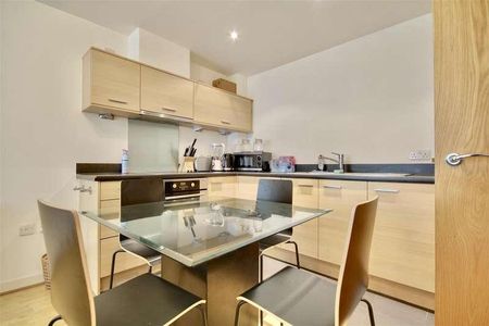 Admiralty Road, Portsmouth, PO1 - Photo 5